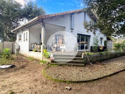 Casa de lujo en Saint-Brevin-les-Pins, Loira Atlántico