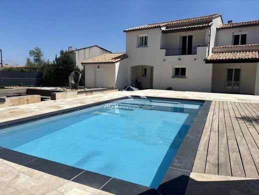 Villa in Alès, Gard