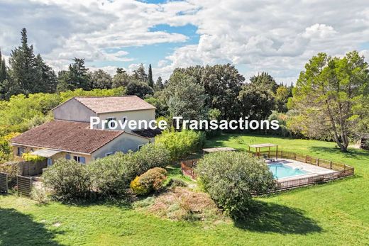 Luxury home in Loriol-du-Comtat, Vaucluse