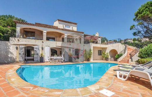 Villa en Les Adrets-de-l'Estérel, Var