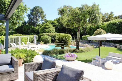 Luxus-Haus in Valbonne, Alpes-Maritimes