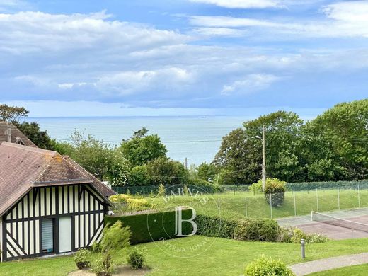 Apartment / Etagenwohnung in Trouville-sur-Mer, Calvados