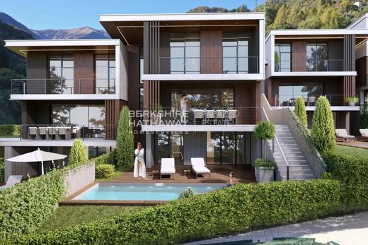 Villa a Argegno, Como