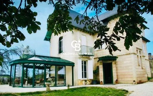 Luxury home in Blaye, Gironde