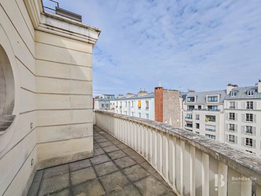 Apartment in Levallois-Perret, Hauts-de-Seine