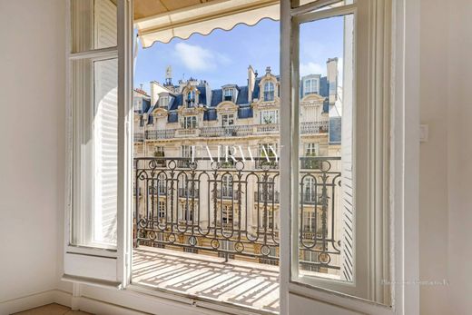 Apartment in La Muette, Auteuil, Porte Dauphine, Paris