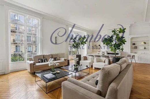 Apartment in La Muette, Auteuil, Porte Dauphine, Paris