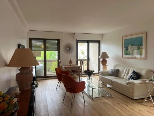 Appartamento a Neuilly-sur-Seine, Hauts-de-Seine