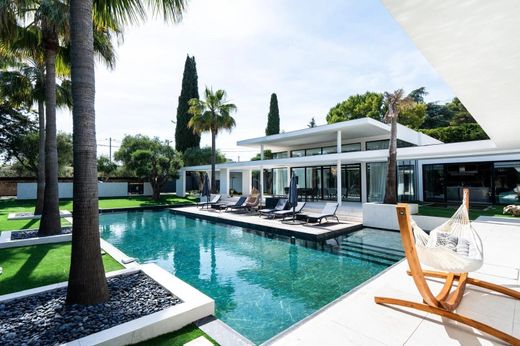 Luxury home in Mougins, Alpes-Maritimes