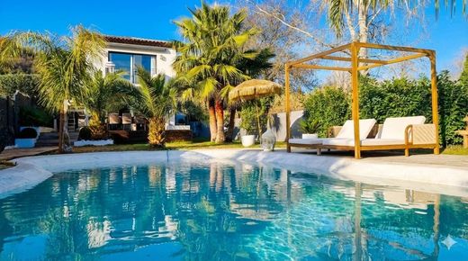 Casa de lujo en La Colle-sur-Loup, Alpes Marítimos