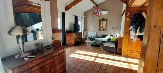 Luxury home in Cestas, Gironde