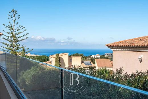 Appartement à L'Île-Rousse, Haute-Corse