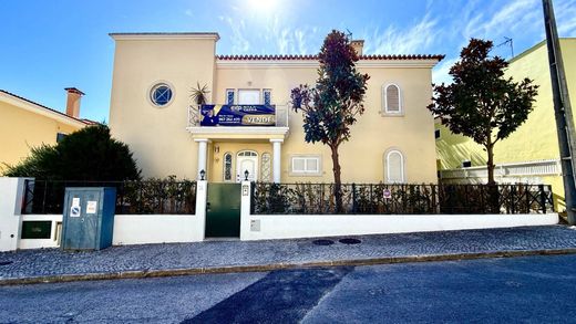 호화 저택 / Póvoa de Santa Iria e Forte da Casa, Vila Franca de Xira