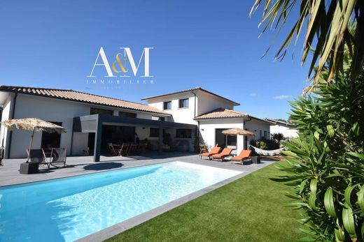Villa a Andernos-les-Bains, Gironda