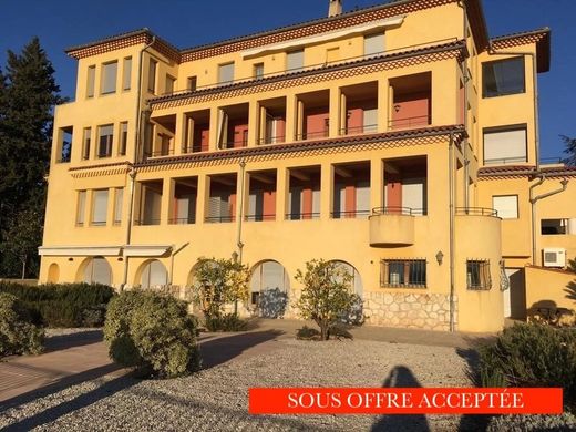 Apartment / Etagenwohnung in Nizza, Alpes-Maritimes