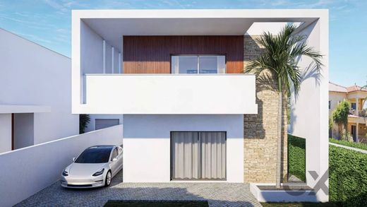 Casa di lusso a Faro (Sé e São Pedro), Faro