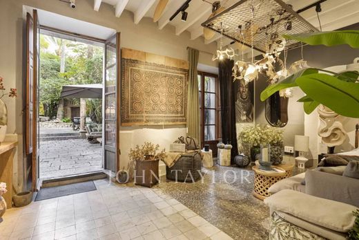 Palazzo a Santa Maria del Camí, Isole Baleari