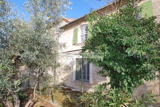 Luxury home in Fontvieille, Bouches-du-Rhône