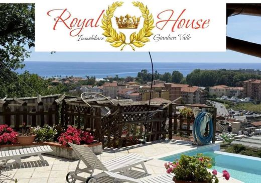 Villa - Camporosso, Provincia di Imperia