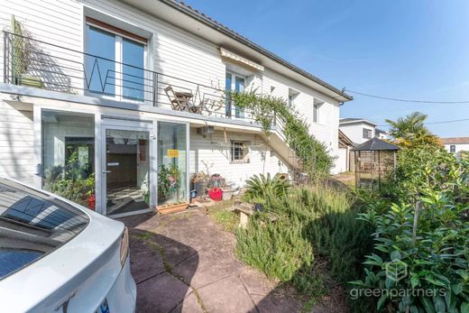 Luxury home in Bordeaux, Gironde