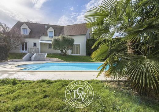 Luxury home in Nemours, Seine-et-Marne