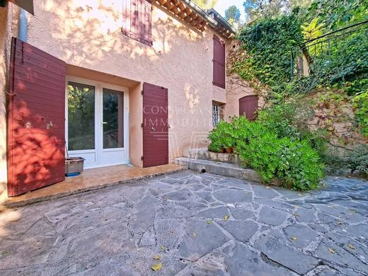 Элитный дом, Le Tholonet, Bouches-du-Rhône