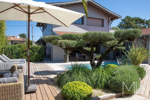 Villa in Cap Ferret, Gironde