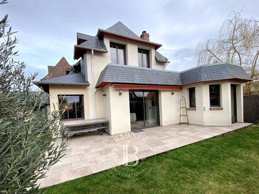 Maison de luxe à Tourgeville, Calvados