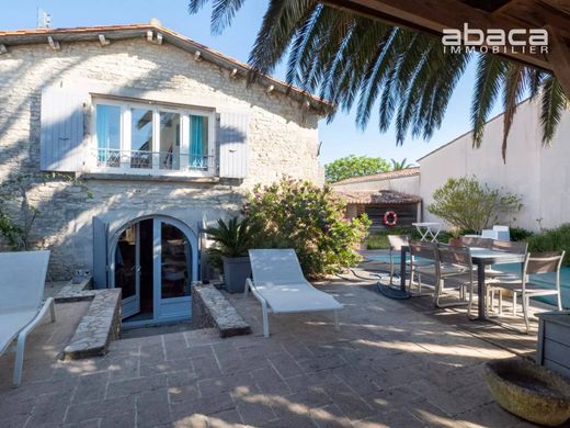 Luxury home in Le Bois-Plage-en-Ré, Charente-Maritime