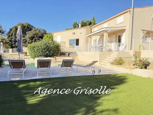Luxury home in Sainte-Anastasie-sur-Issole, Var