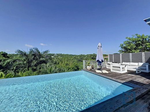 Villa for sale in Sainte-Anne