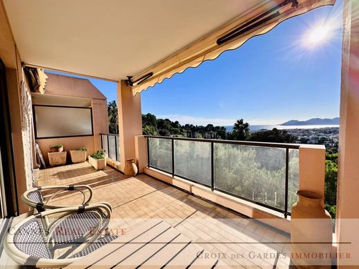 Appartement à Le Cannet, Alpes-Maritimes