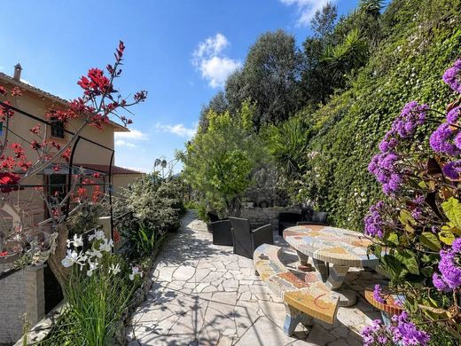 Luxury home in Menton, Alpes-Maritimes