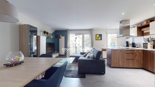 Piso / Apartamento en Châtillon, Altos de Sena