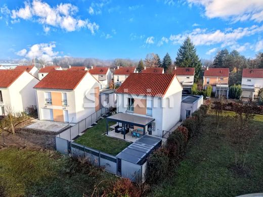 豪宅  Saint-Genis-Pouilly, Ain