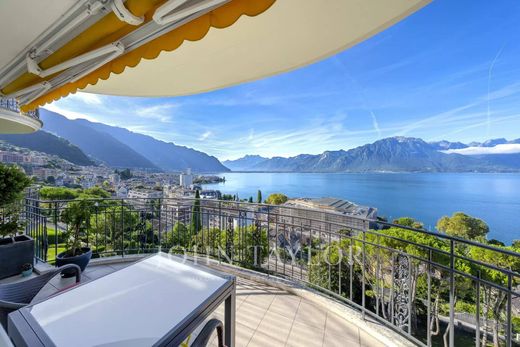 Montreux, Riviera-Pays-d'Enhaut Districtのアパートメント