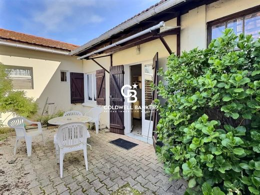 Luxe woning in Lège-Cap-Ferret, Gironde