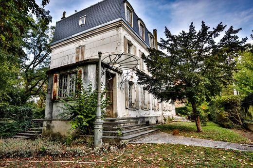 Maison de luxe à Maisons-Laffitte, Yvelines