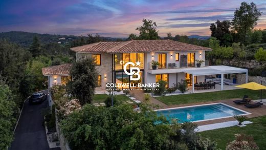 Villa in Roquefort-les-Pins, Alpes-Maritimes