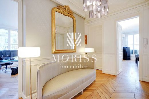 Apartment in Sorbonne, Jardin des Plantes, Saint-Victor, Paris