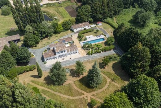 Luxury home in Saint-André-de-Cubzac, Gironde