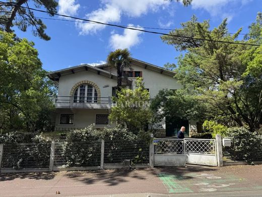 Πολυτελή κατοικία σε Arcachon, Gironde