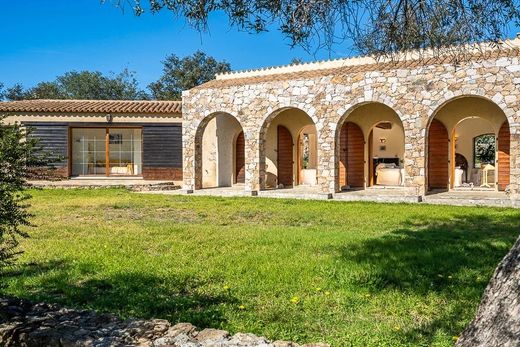 Villa in L'Île-Rousse, Upper Corsica