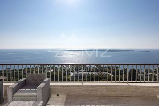 Dúplex en Cannes, Alpes Marítimos