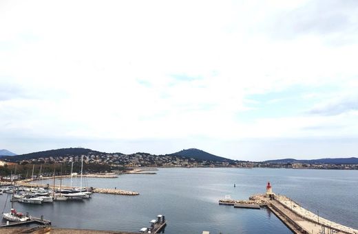 Apartament w Sanary-sur-Mer, Var