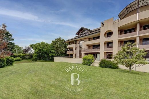 Apartamento - Prévessin-Moëns, Ain