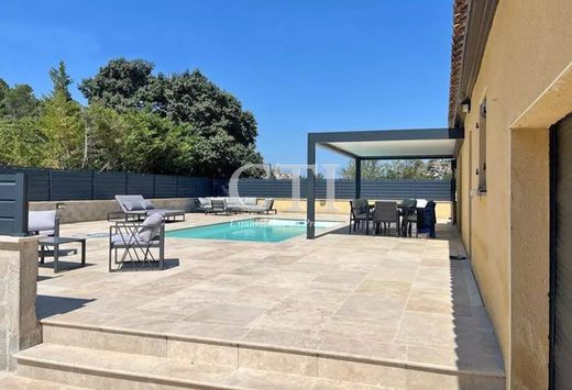 Luxury home in Vaison-la-Romaine, Vaucluse