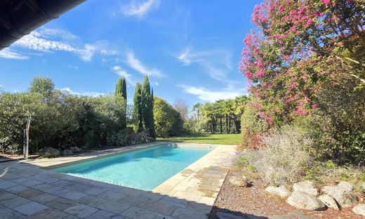 Luxury home in Tarbes, Hautes-Pyrénées