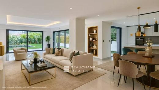 아파트 / 생장카프페라, Alpes-Maritimes