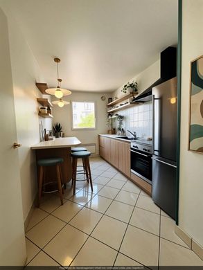 Apartament w Rueil-Malmaison, Hauts-de-Seine